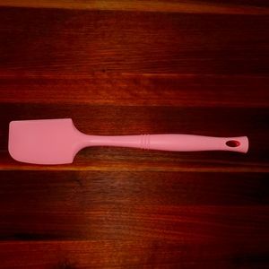 Le Creuset Revolution Medium Spatula In Hibiscus / Pink (1)